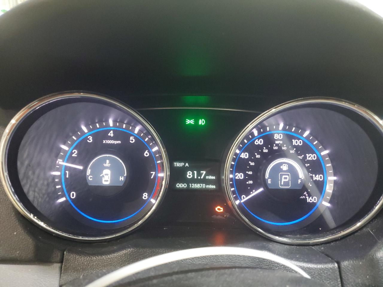 2012 Hyundai Sonata - Image 9