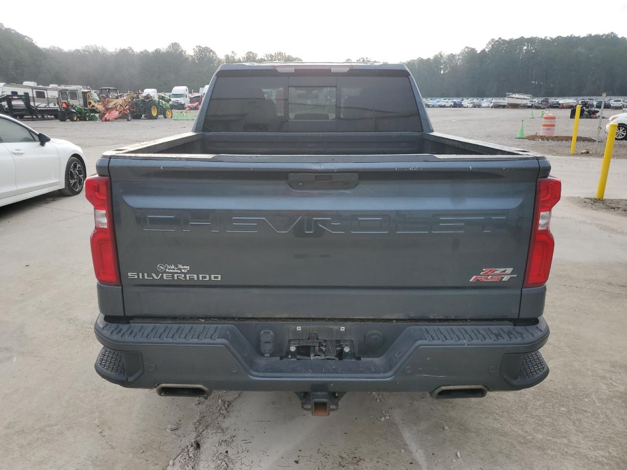 2019 Chevrolet Silverado - Image 6