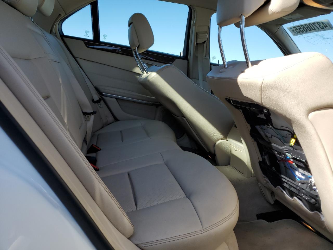 2015 Mercedes-Benz E-klasse - Image 11