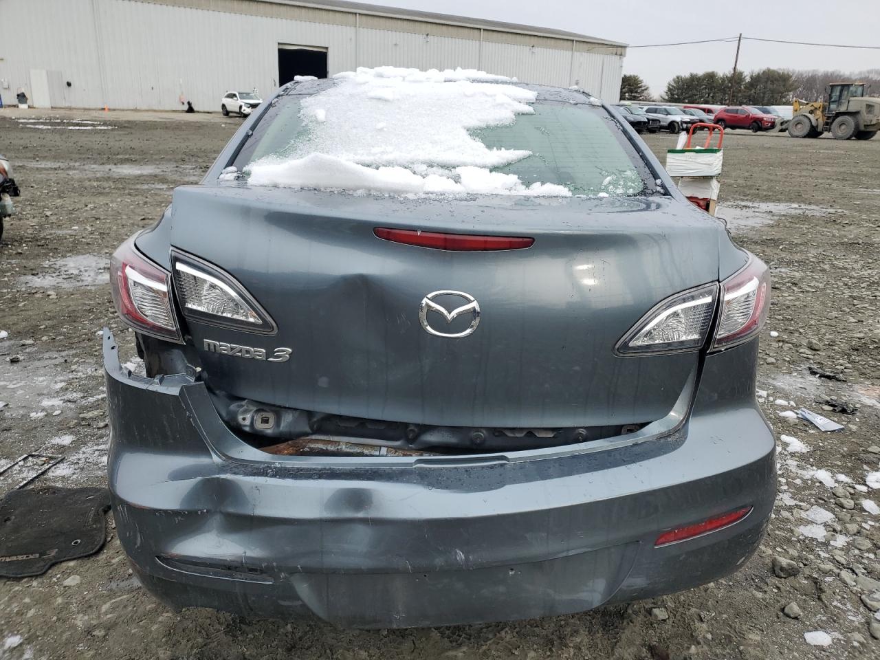 2012 Mazda 3 - Image 6