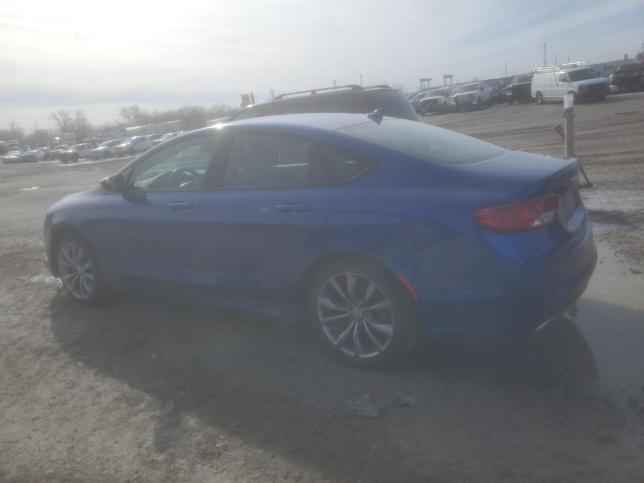 2015 Chrysler 200 - Image 2