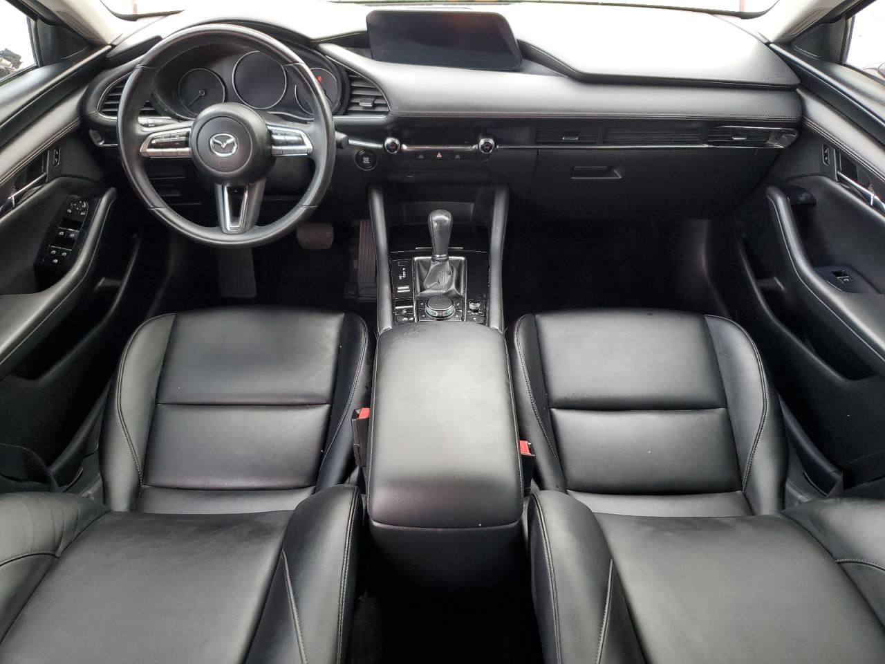 2019 Mazda 3 - Image 8