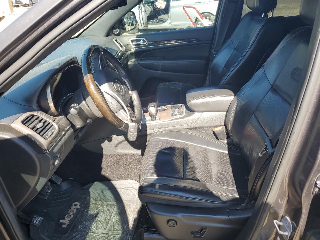 2014 Jeep Grand Cherokee - Image 7