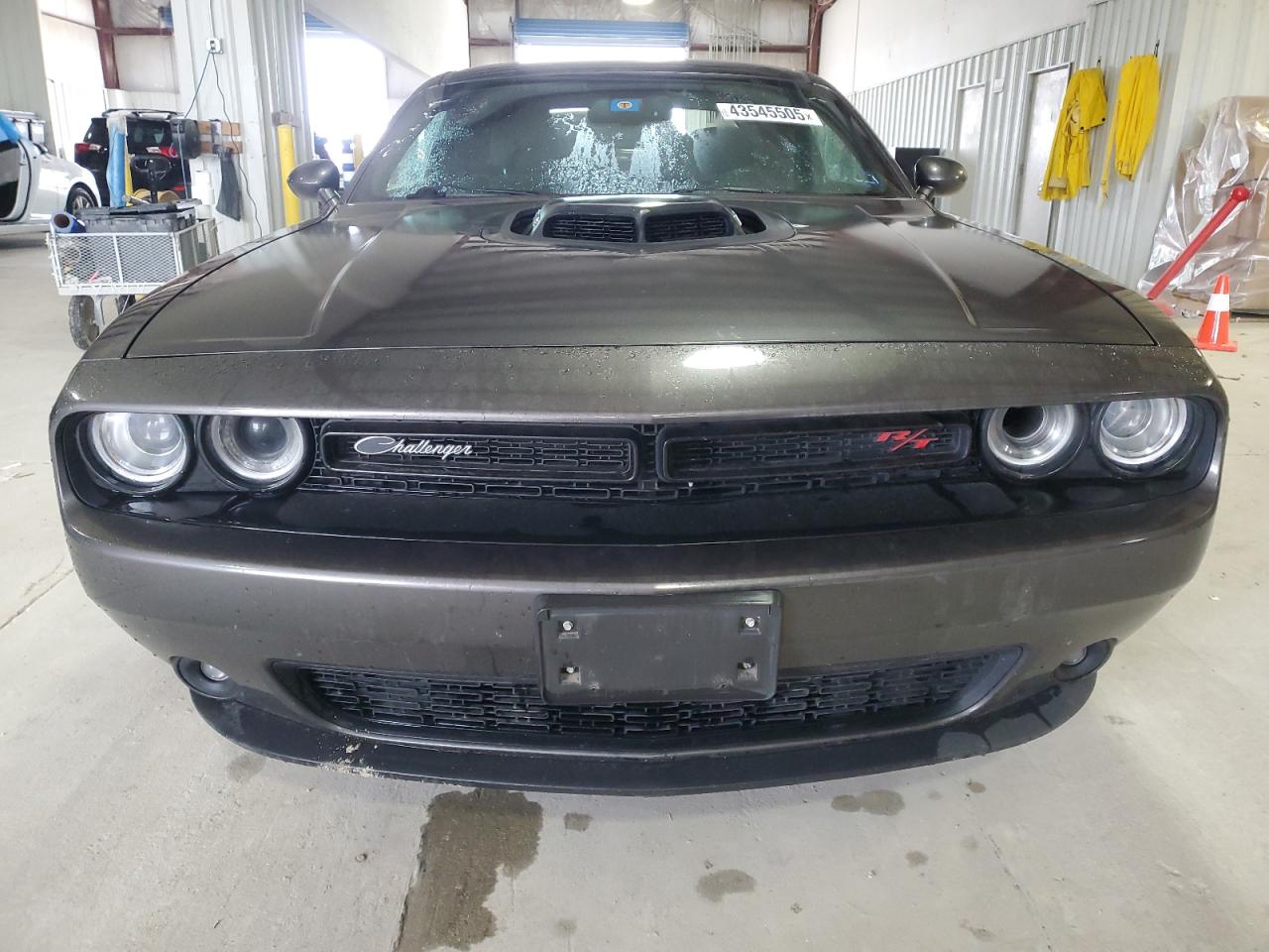 2016 Dodge Challenger - Image 5