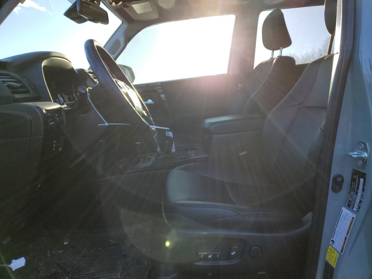 2022 Toyota 4Runner - Image 7