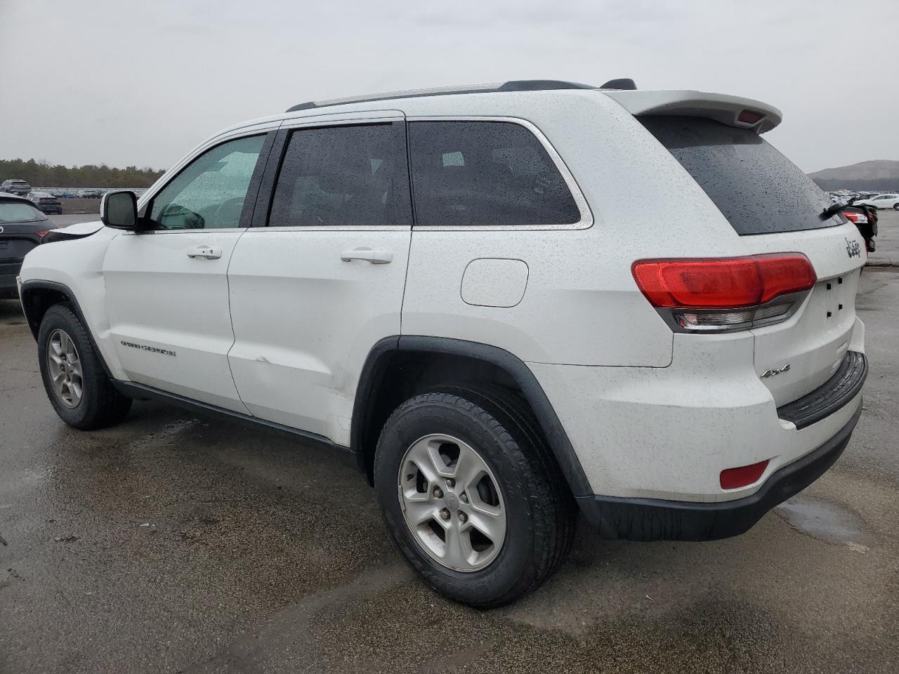 2014 Jeep Grand Cherokee - Image 2