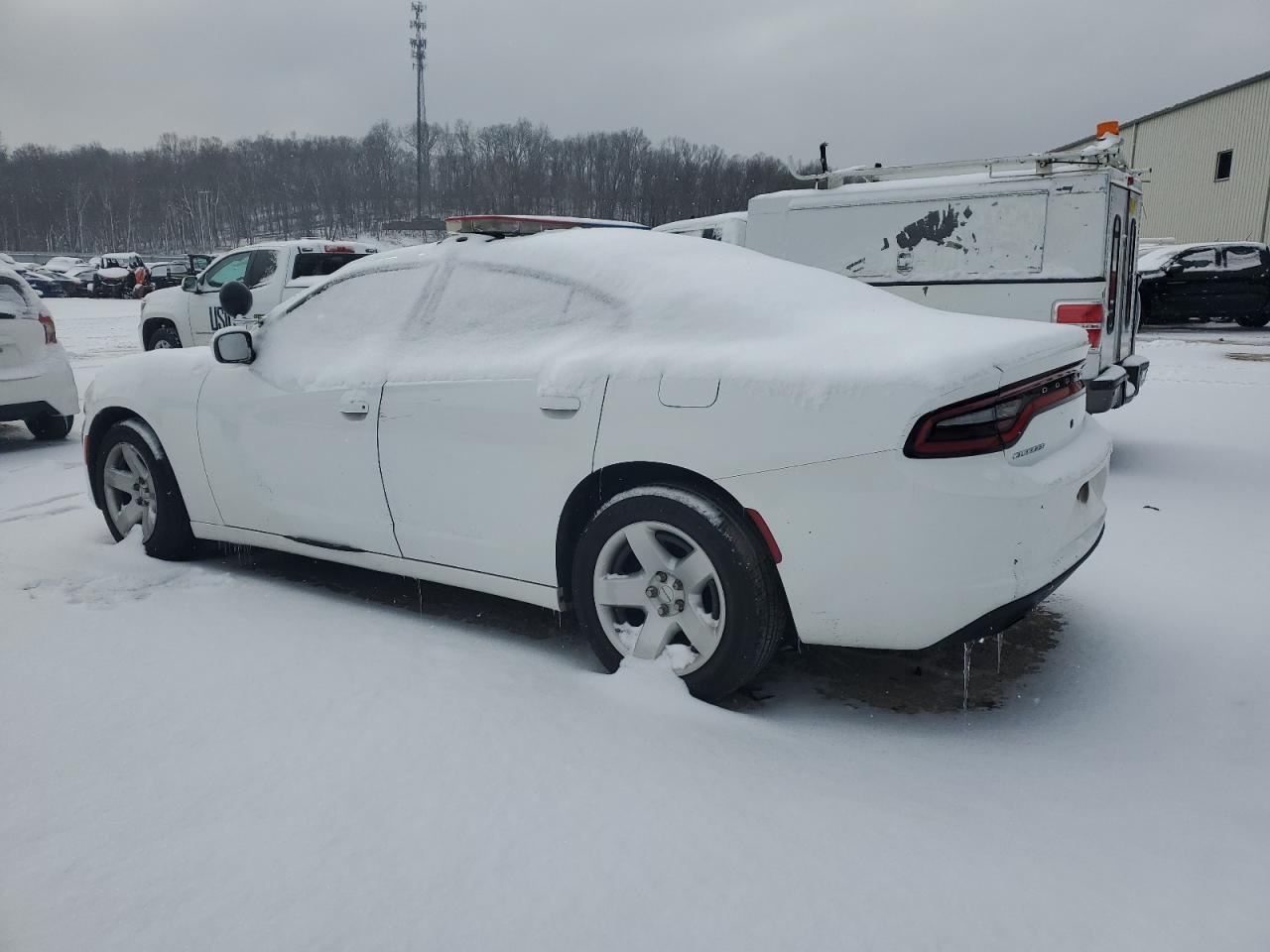 2016 Dodge Charger - Image 2