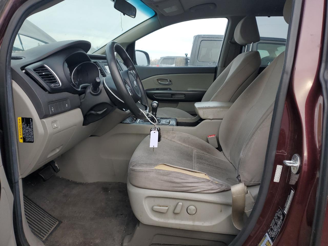 2016 Kia Sedona - Image 7