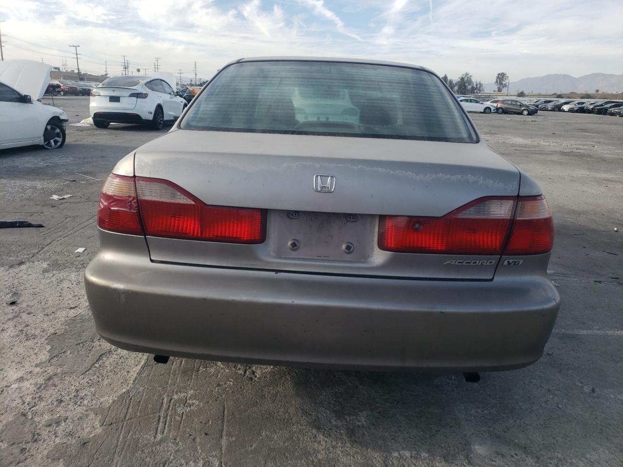 2000 Honda Accord - Image 6