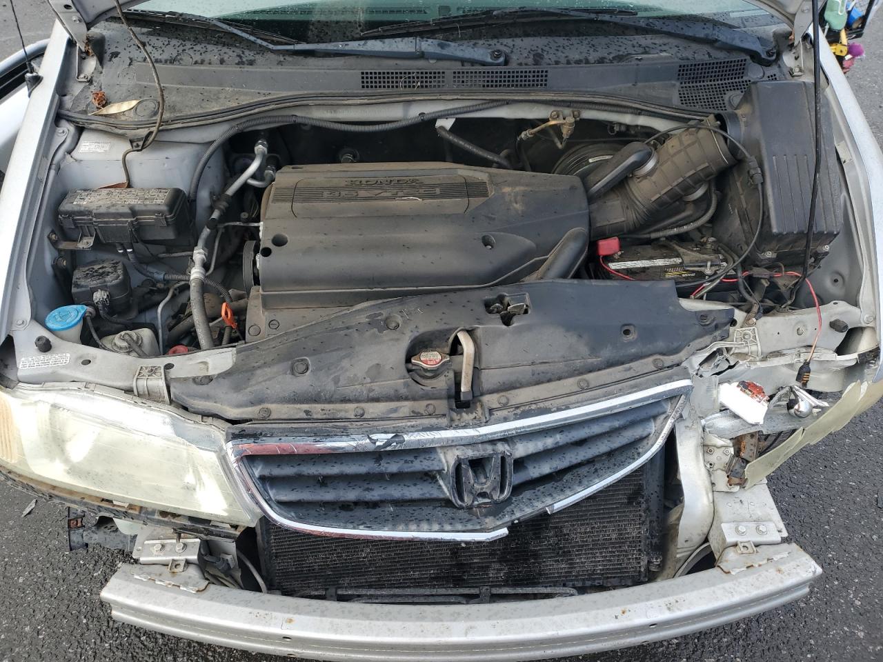 2004 Honda Odyssey - Image 12