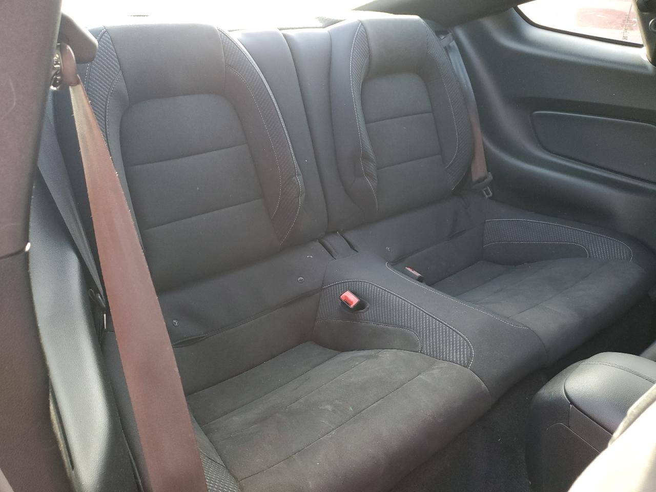 2018 Ford Mustang - Image 10