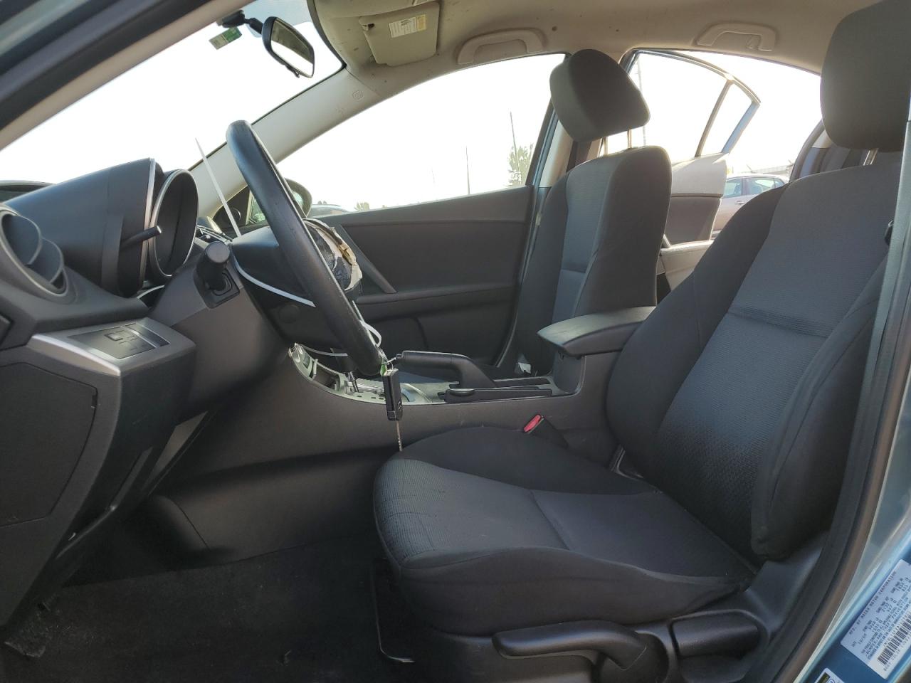 2010 Mazda 3 - Image 7