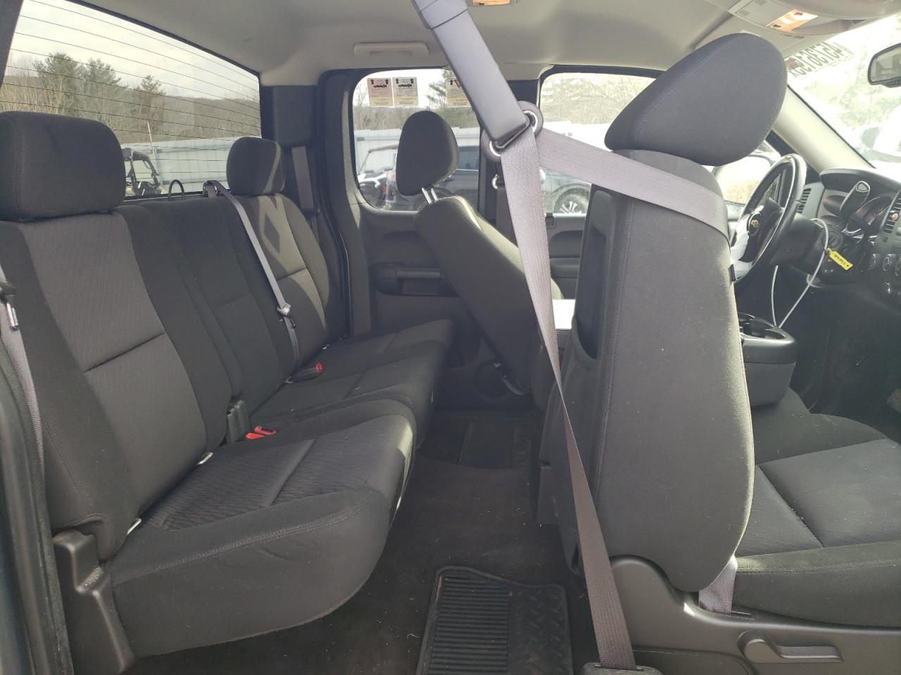 2011 Chevrolet Silverado - Image 10