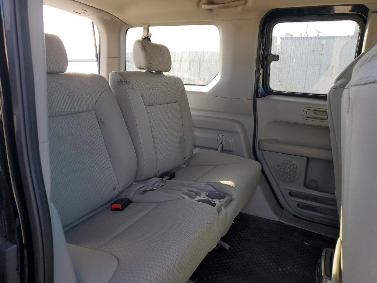 2011 Honda Element - Image 11