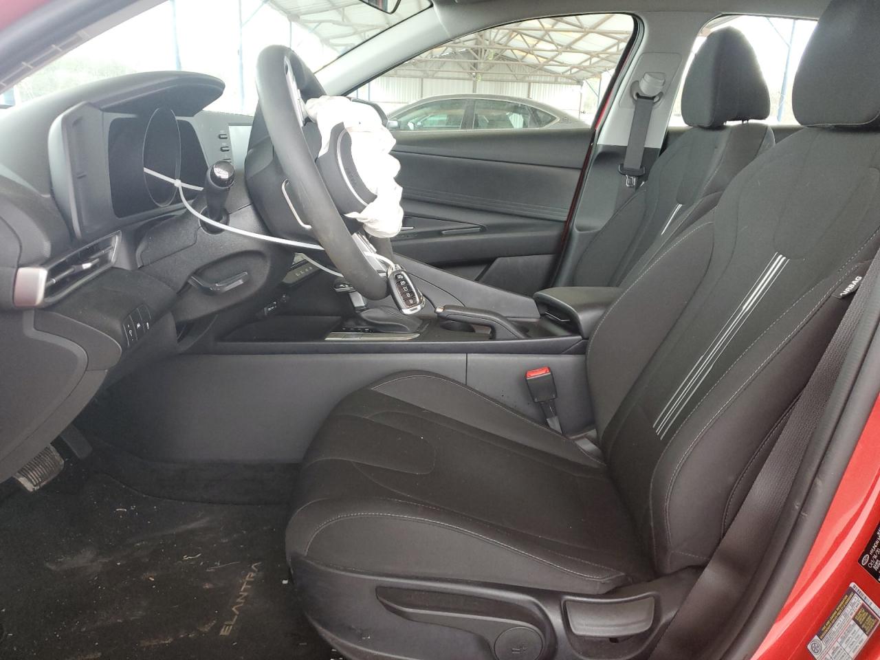 2021 Hyundai Elantra - Image 7