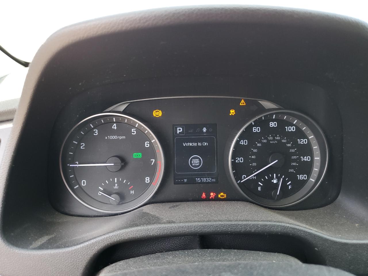 2017 Hyundai Elantra - Image 9