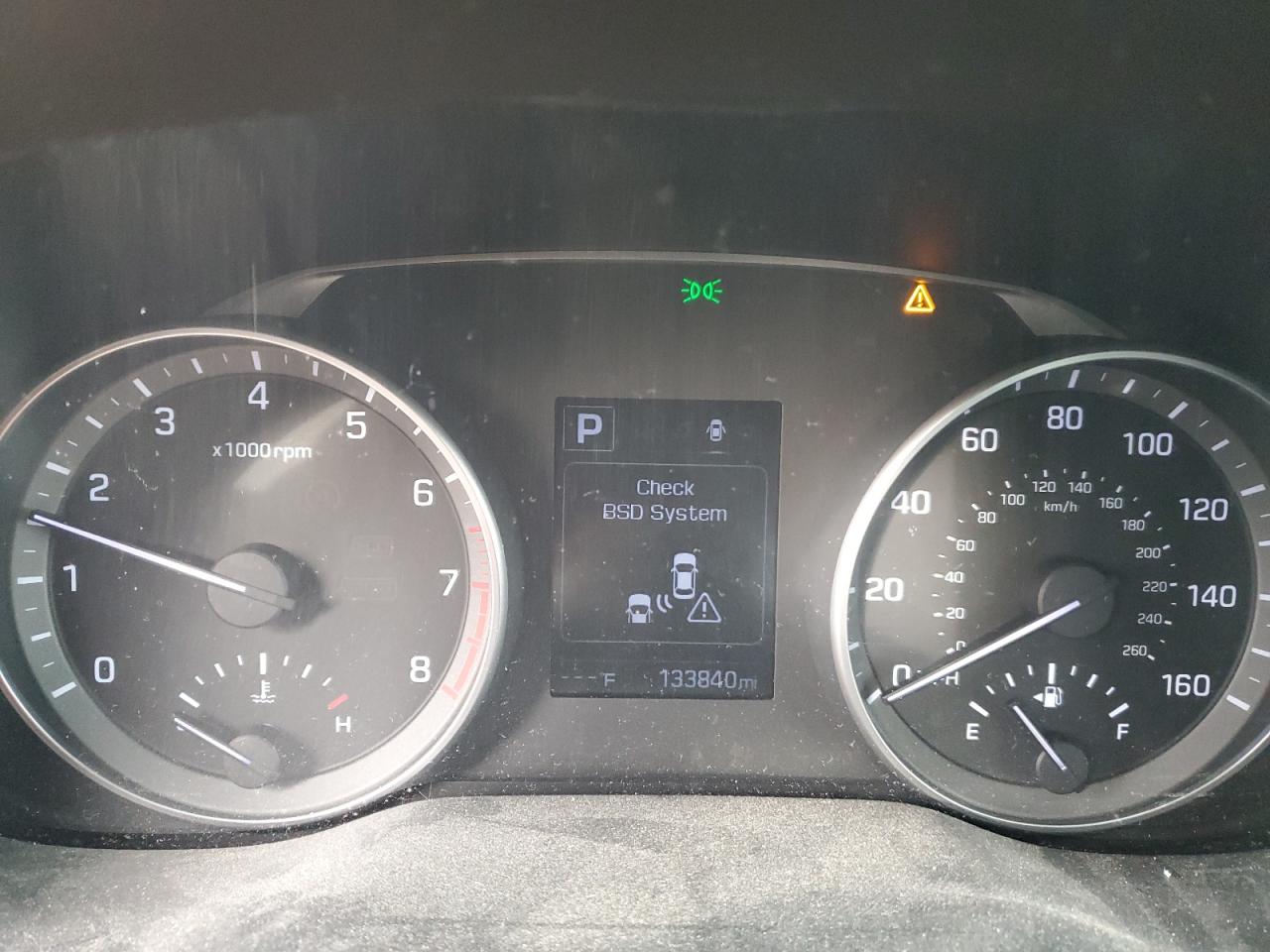 2017 Hyundai Elantra - Image 9