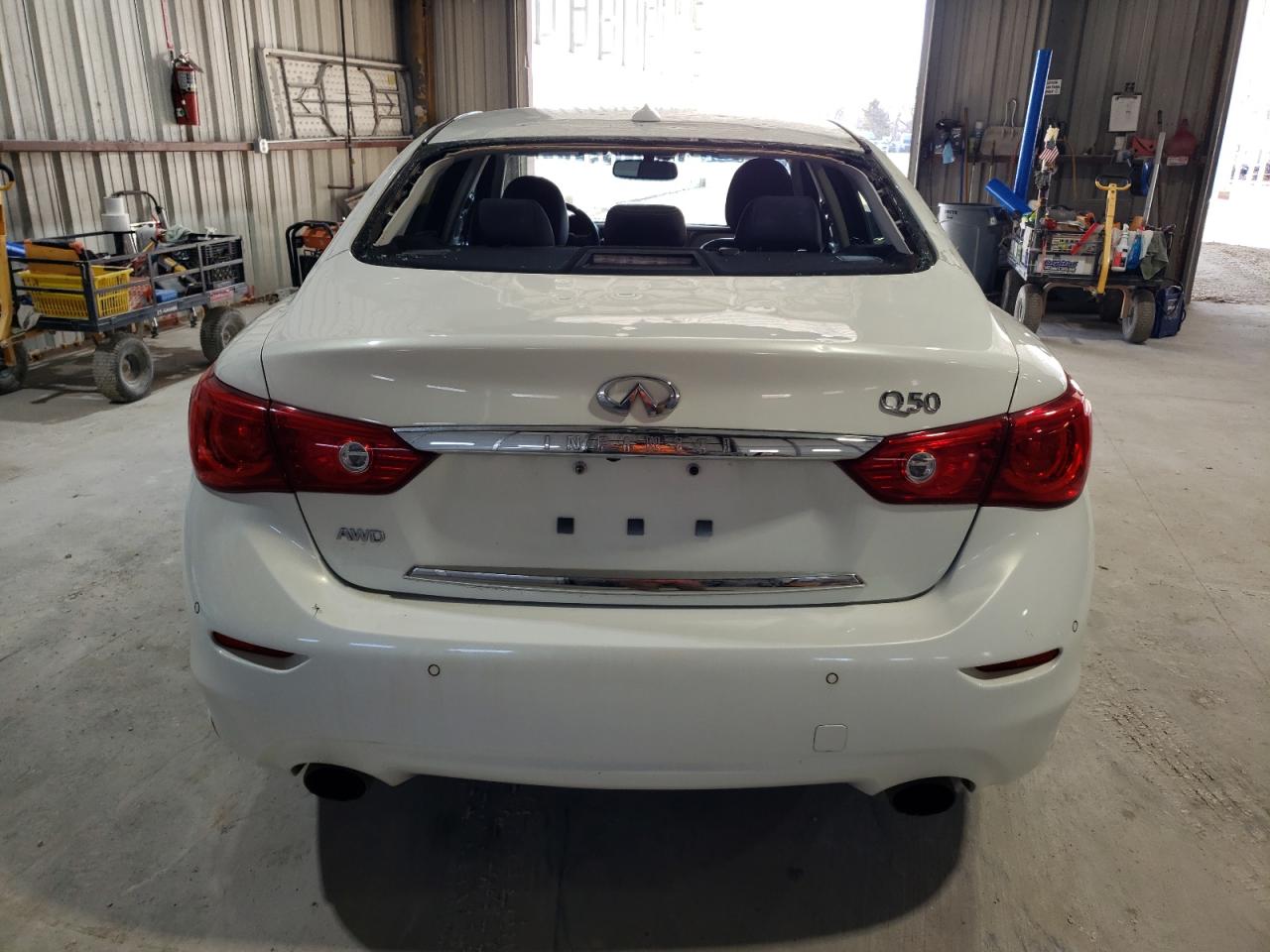 2015 Infiniti Q50 - Image 6
