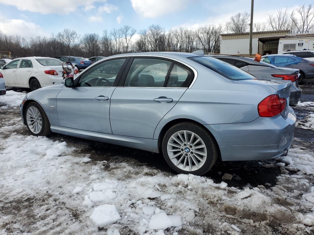 2011 BMW 3er - Image 2