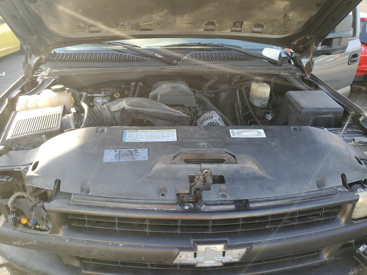 2000 Chevrolet Silverado - Image 11