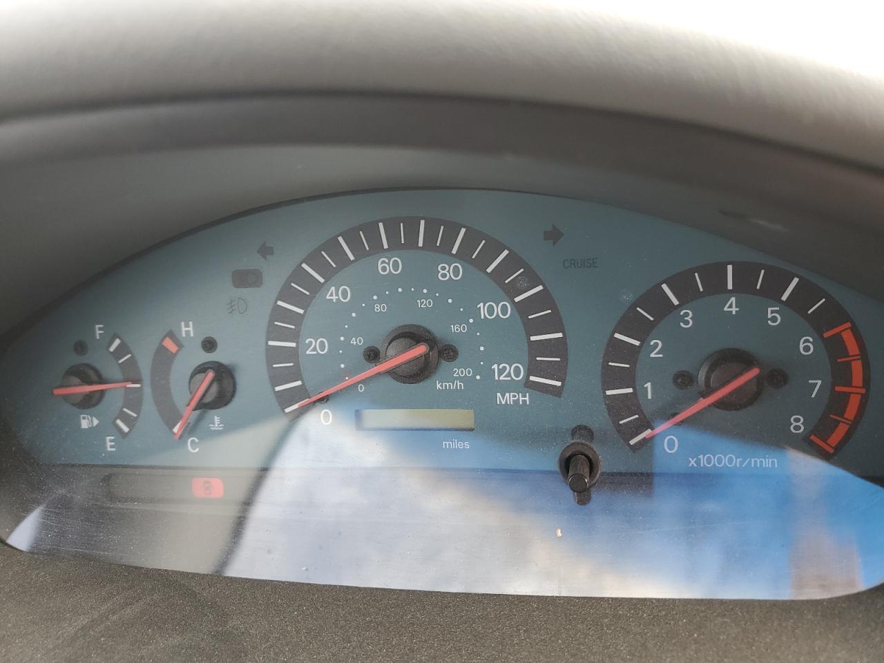 2003 Mitsubishi Galant - Image 9