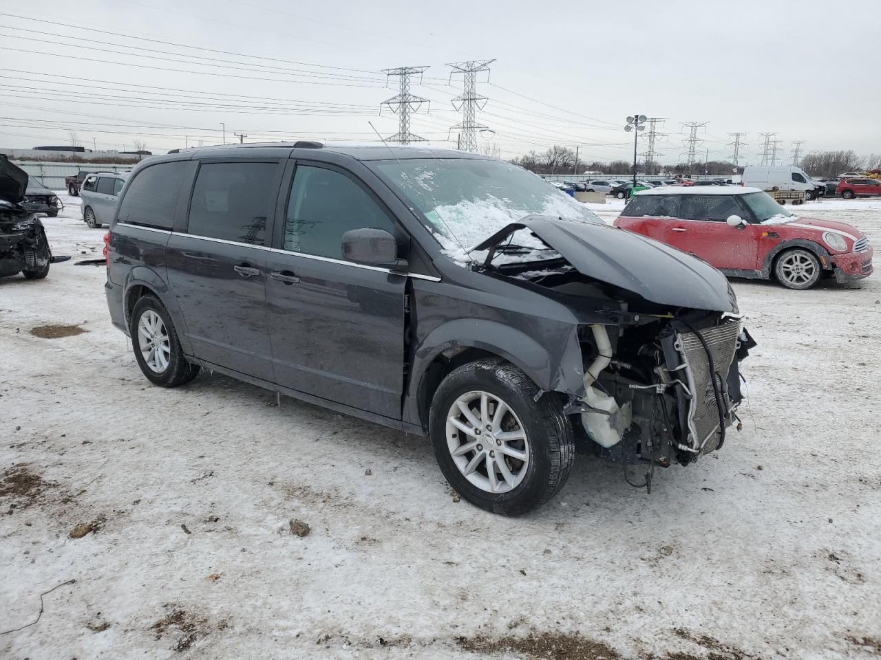 2019 Dodge Caravan - Image 4
