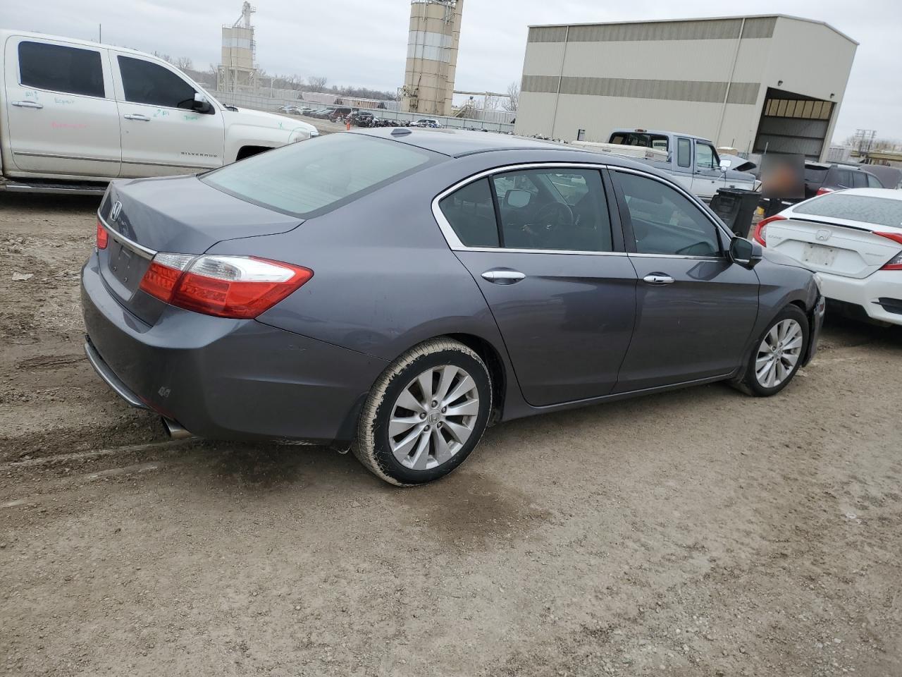 2015 Honda Accord - Image 3