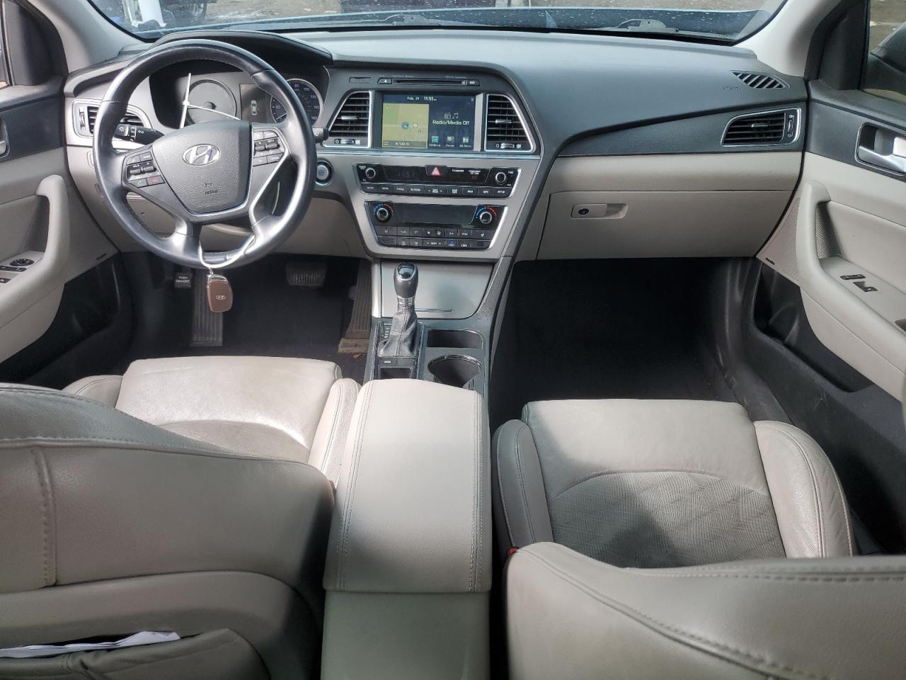 2015 Hyundai Sonata - Image 8