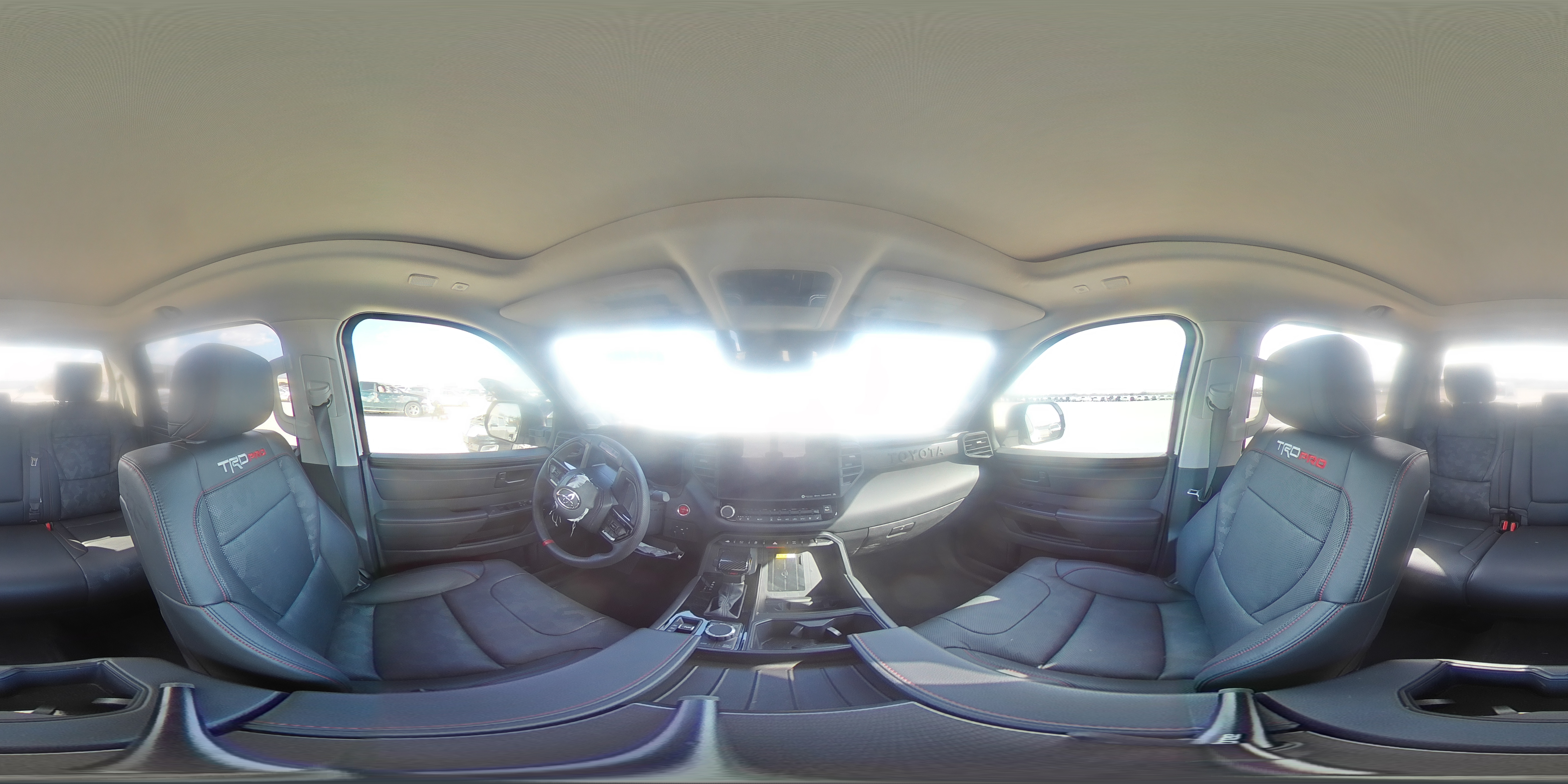 2023 Toyota Tundra - Image 12