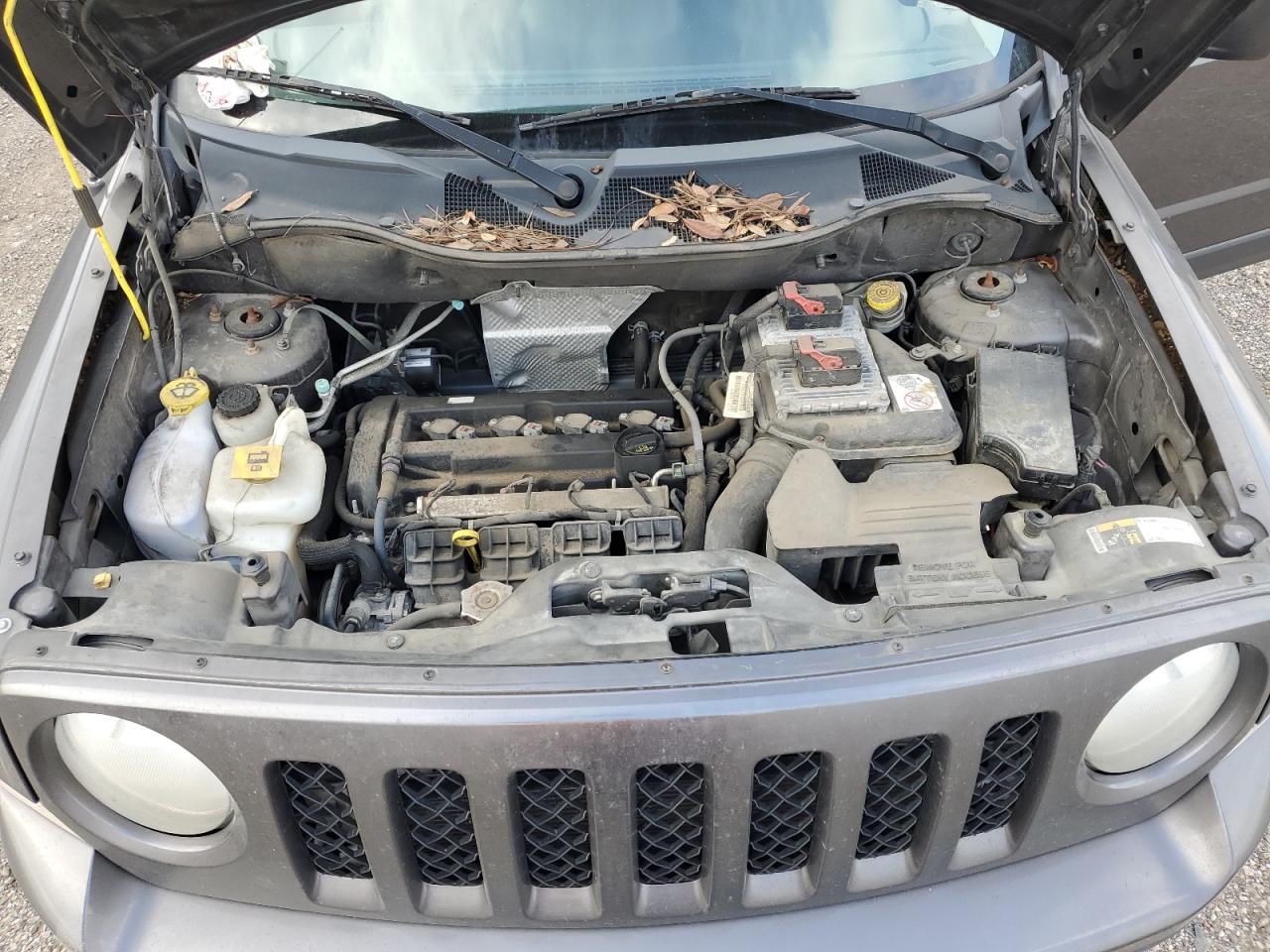 2016 Jeep Liberty (Patriot) - Image 11
