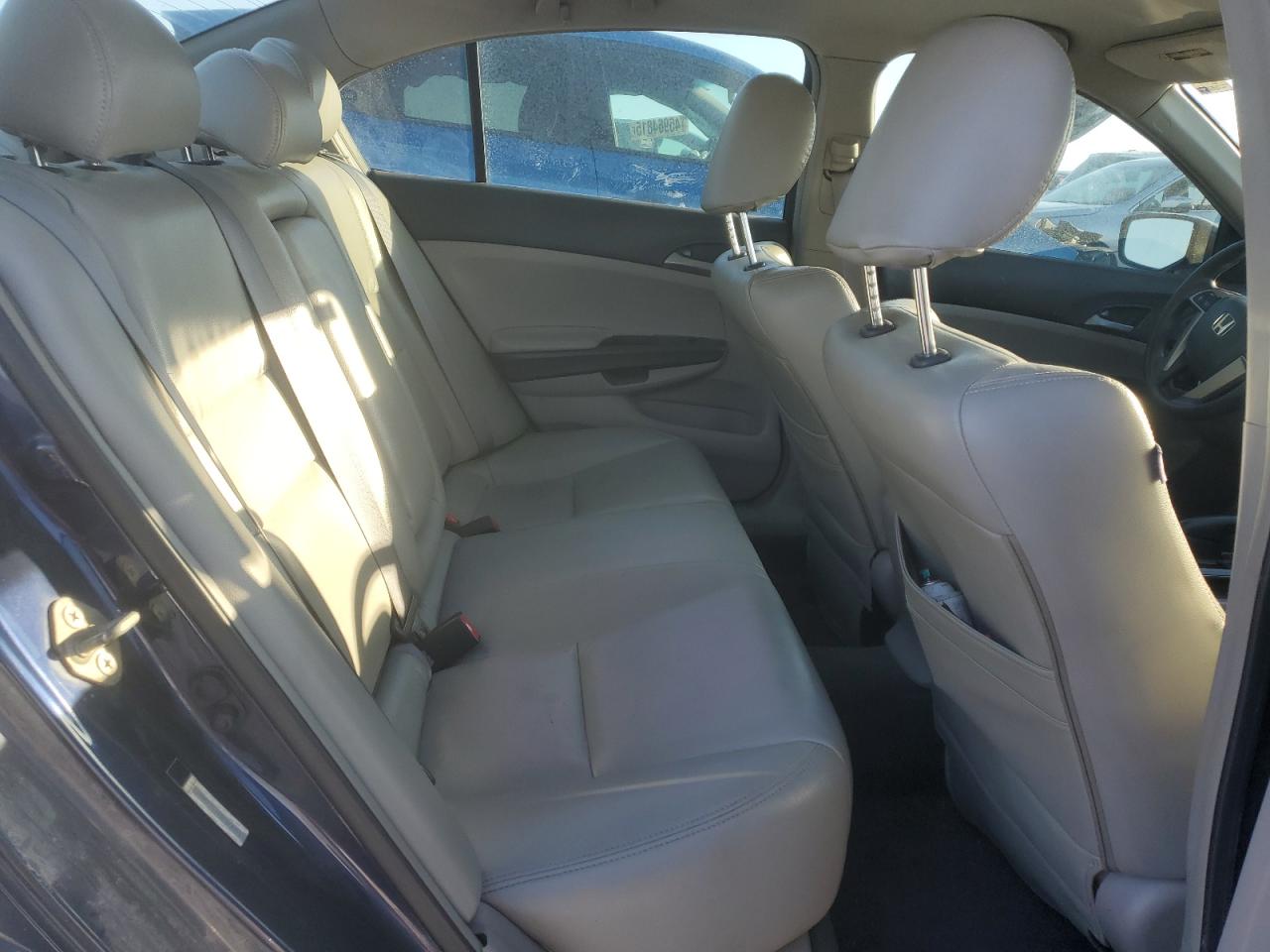 2009 Honda Accord - Image 10