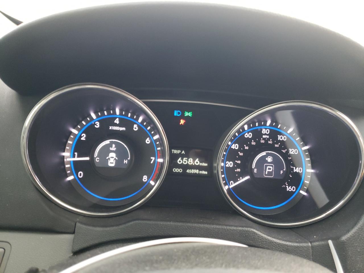 2013 Hyundai Sonata - Image 9