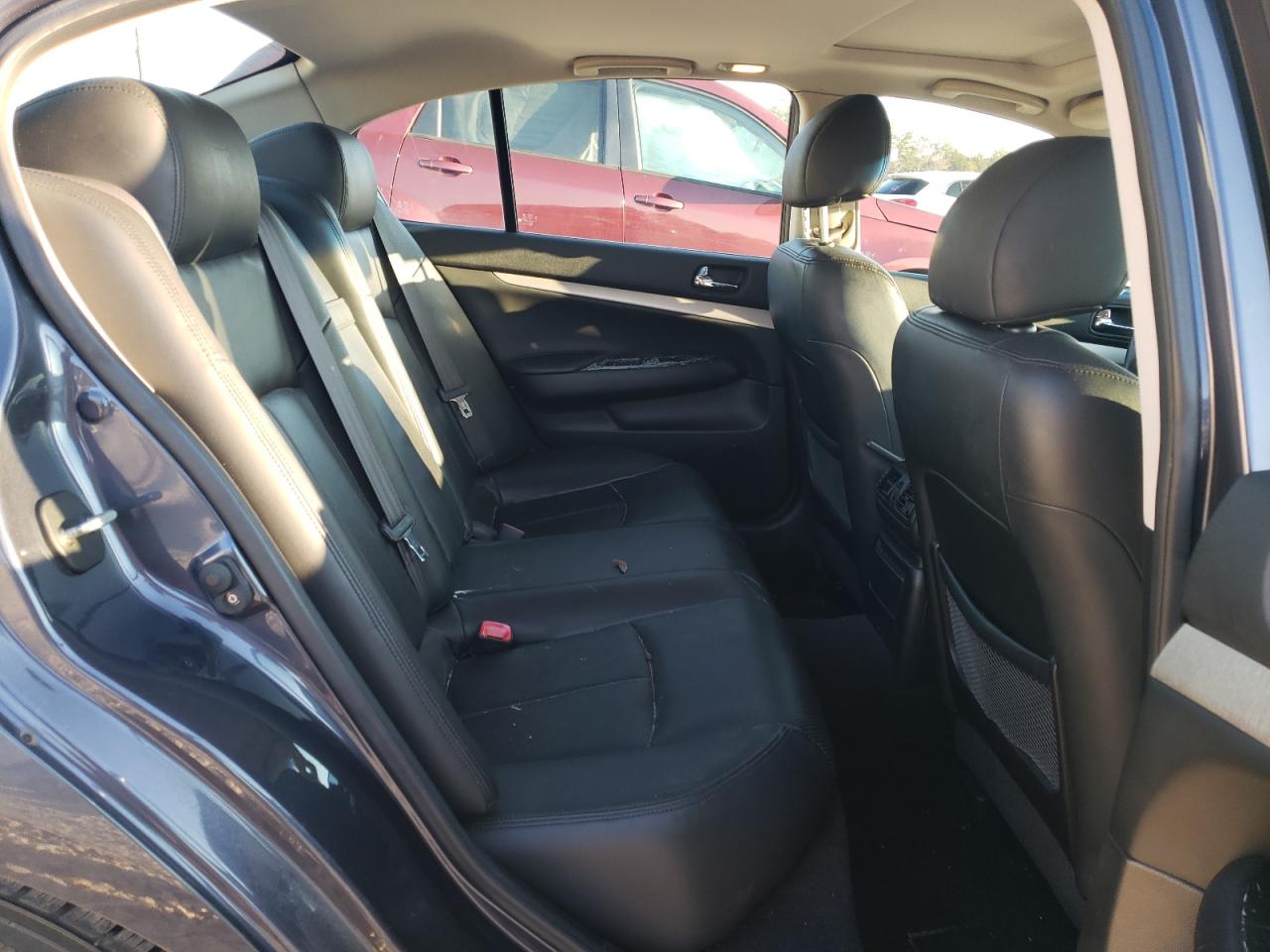 2008 Infiniti G - Image 10