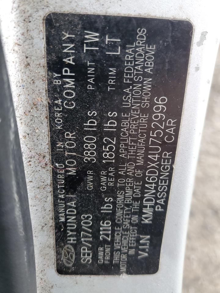 2004 Hyundai Elantra - Image 12