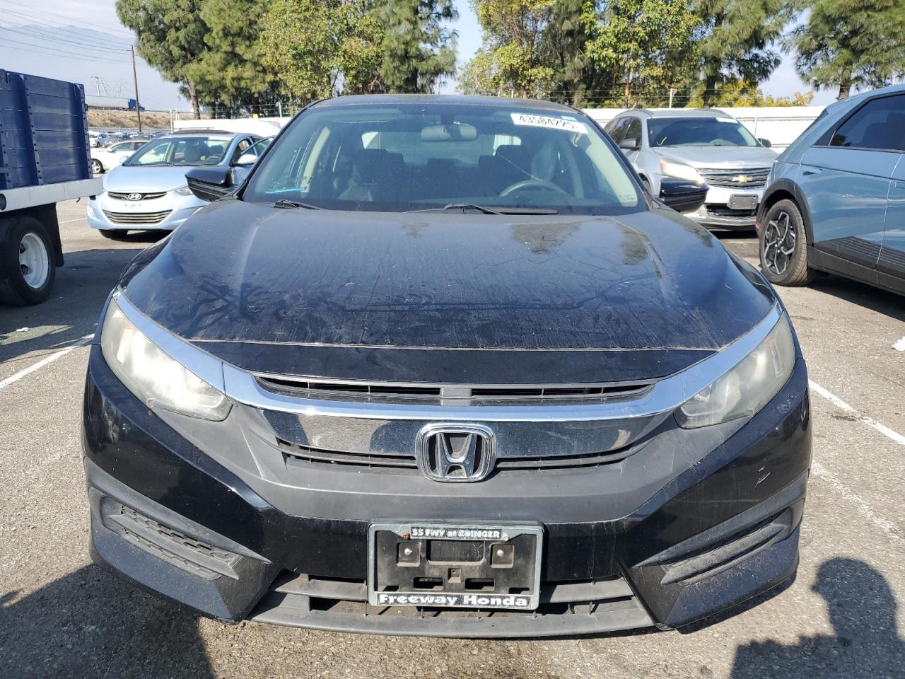 2018 Honda Civic - Image 5