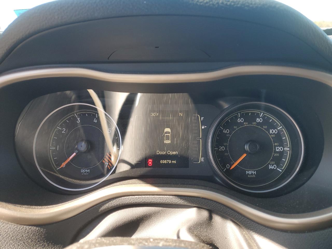 2015 Jeep Grand Cherokee - Image 9