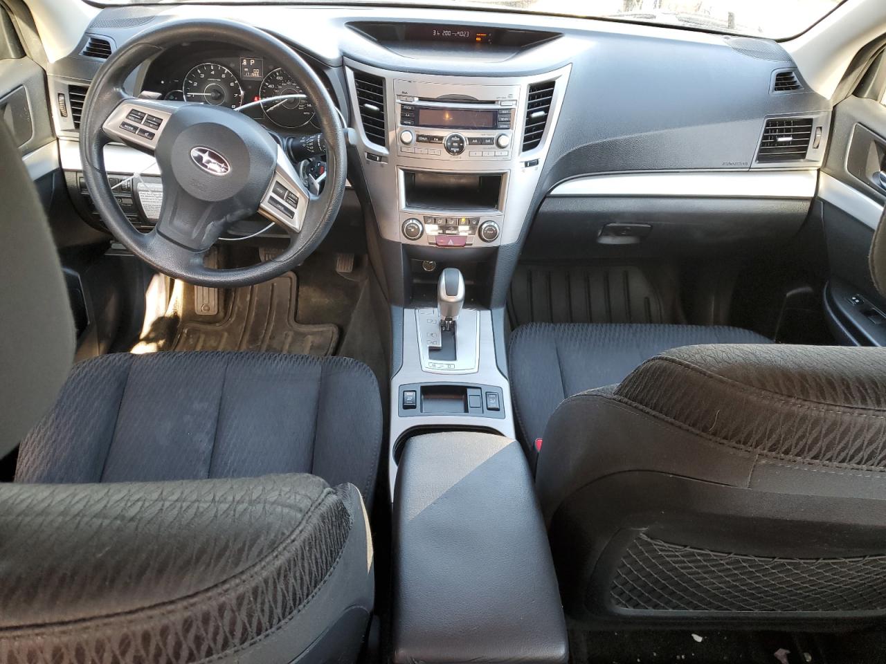 2012 Subaru Outback - Image 8