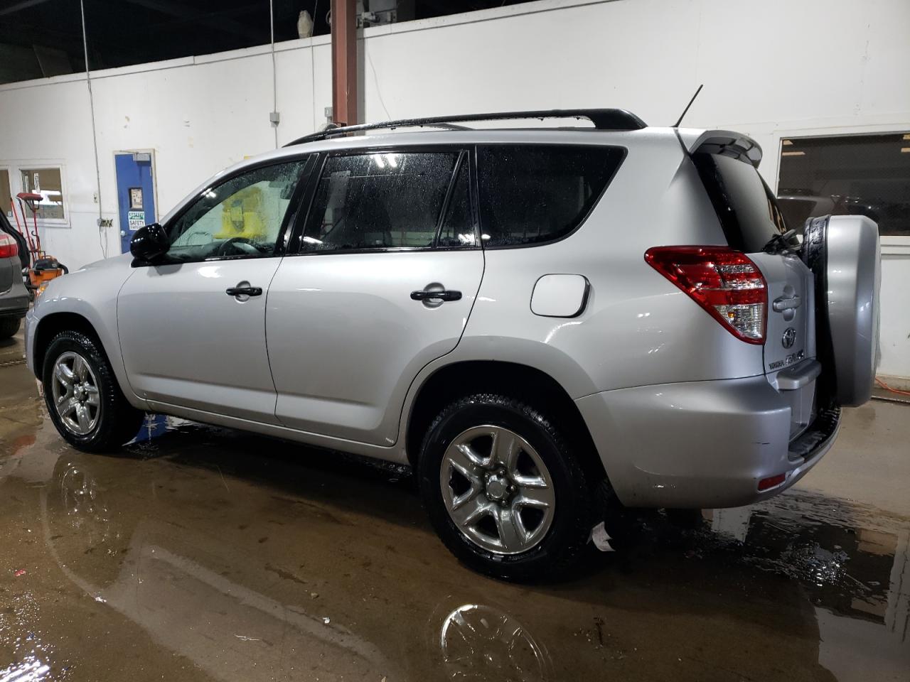 2010 Toyota RAV 4 - Image 2