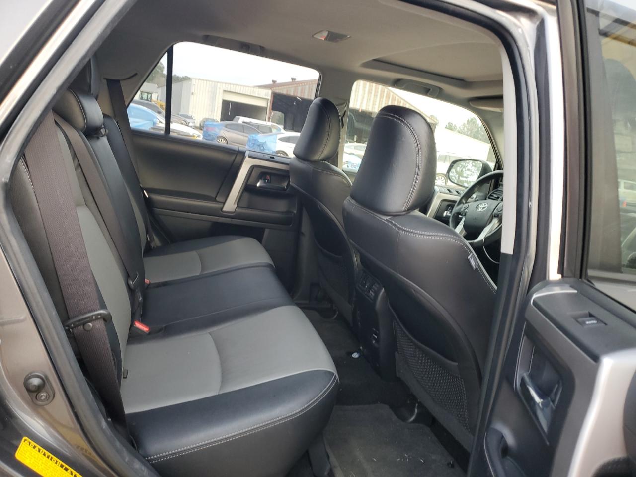 2017 Toyota 4Runner - Image 11