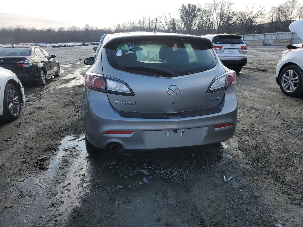 2012 Mazda 3 - Image 6