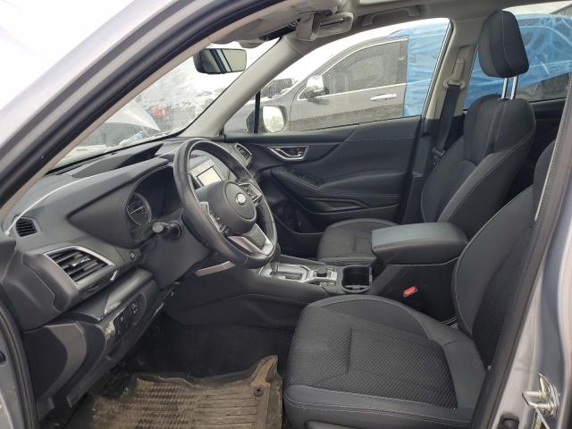  SUBARU FORESTER 2021 Серебристый