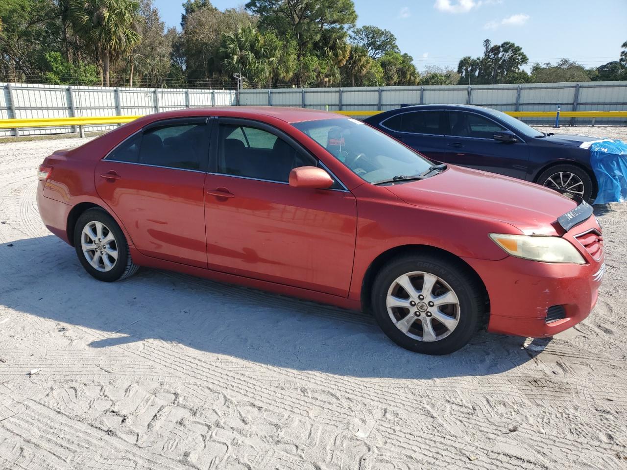 2010 Toyota Camry - Image 4
