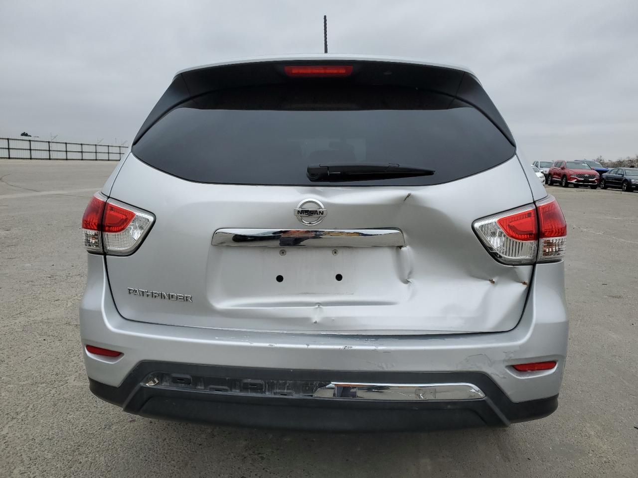 2015 Nissan Pathfinder - Image 6
