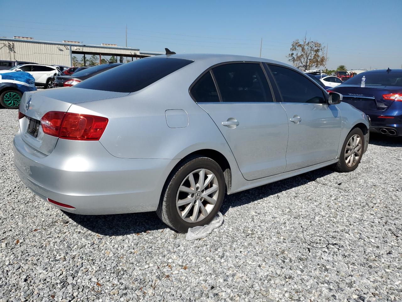 2014 Volkswagen Jetta - Image 3