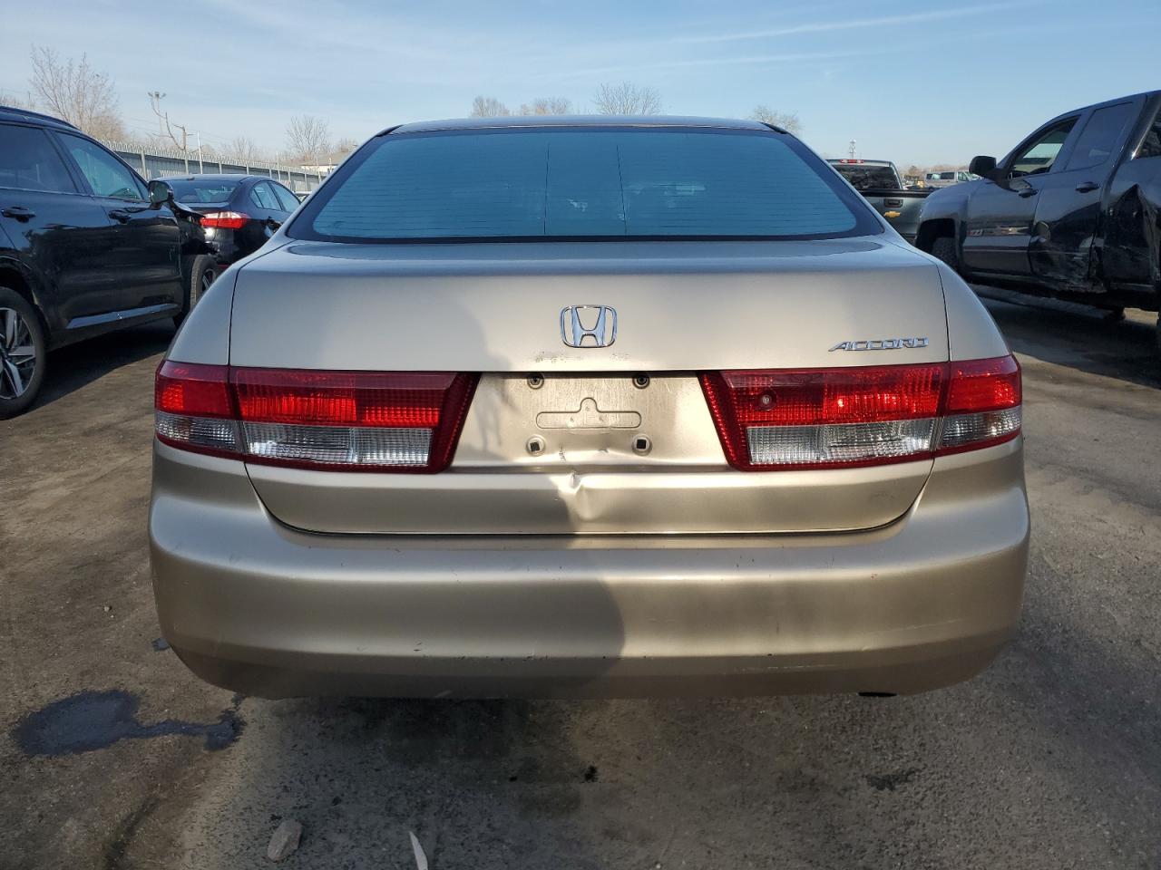 2004 Honda Accord - Image 6