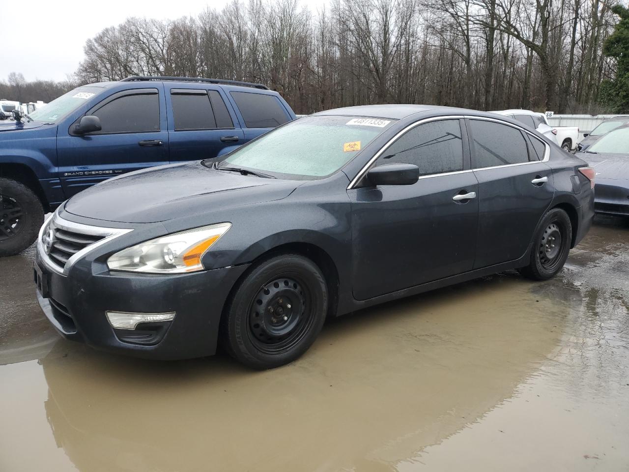 2015 Nissan Altima - Image 1