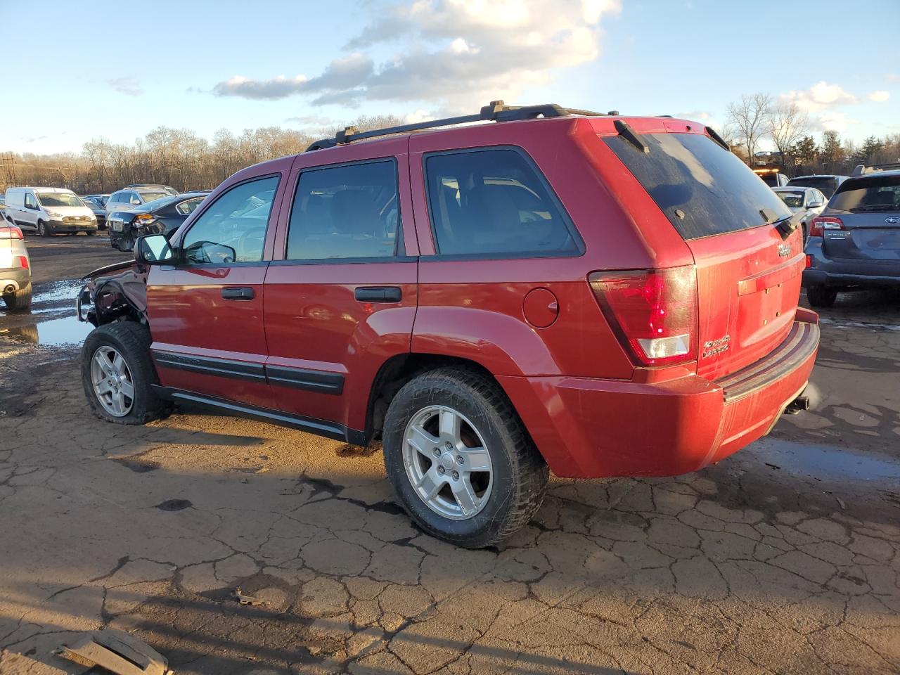 2006 Jeep Grand Cherokee - Image 2
