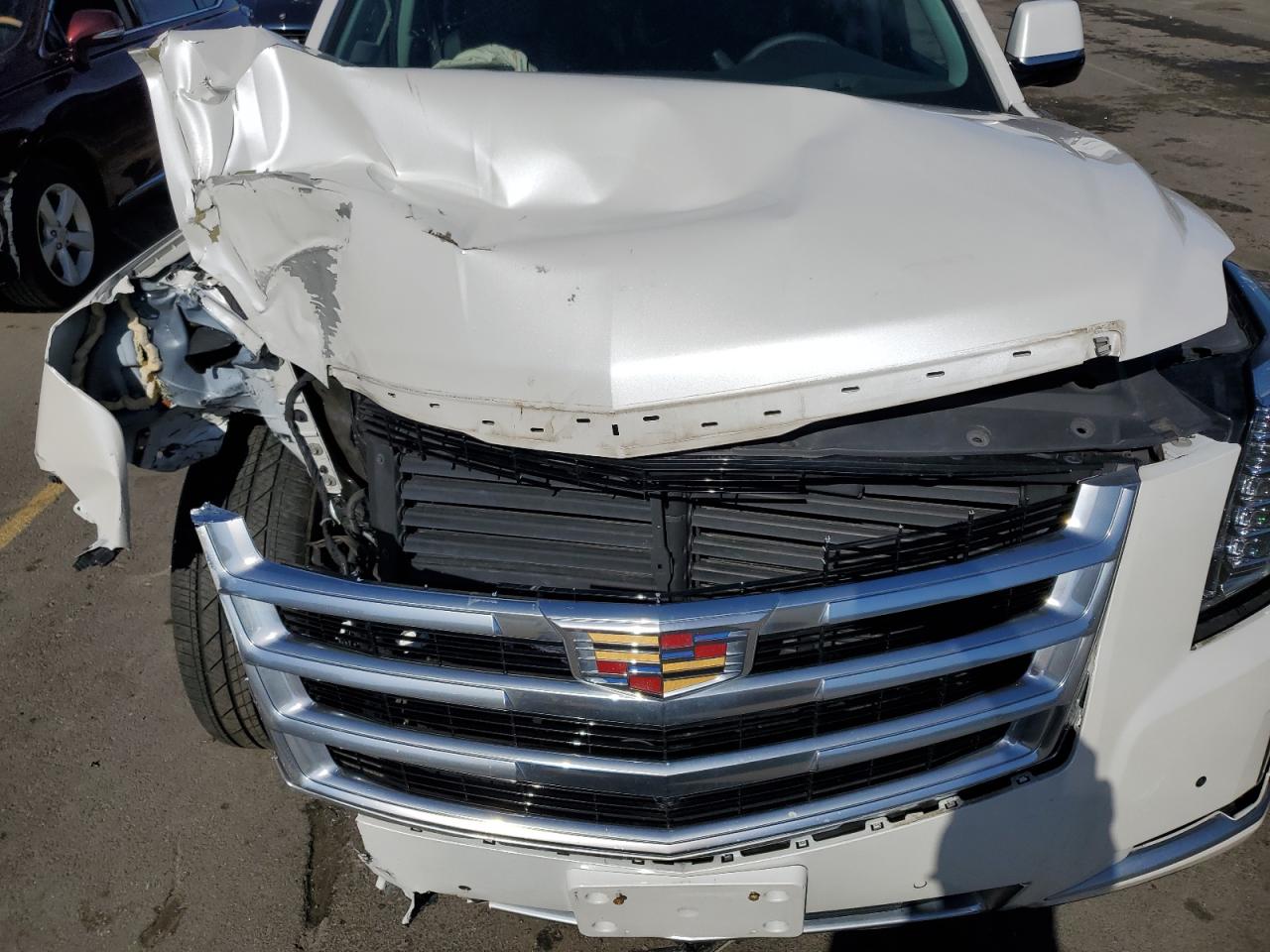 2018 Cadillac Escalade - Image 11