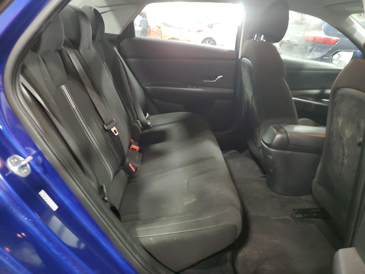 2021 Hyundai Elantra - Image 10