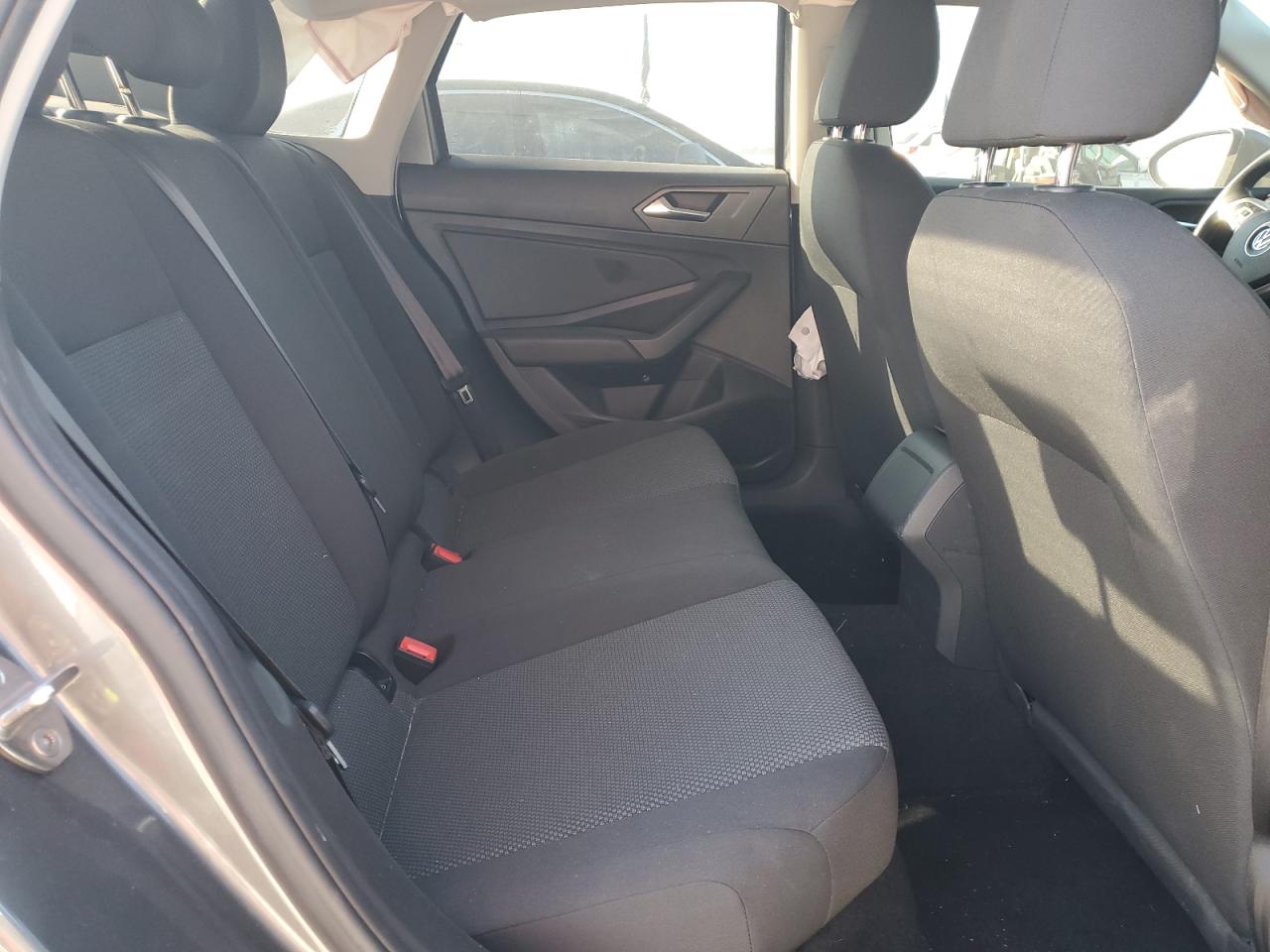 2019 Volkswagen Jetta - Image 10